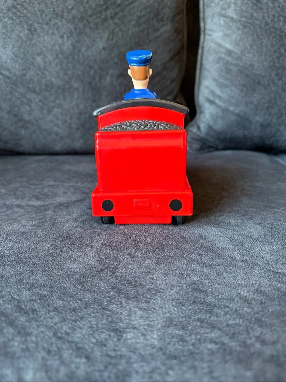James Push-n-Go Train Toy 2009 - Thomas the Tank Engine